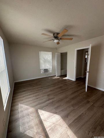 311 W MALONE AVE, San Antonio, TX 78214