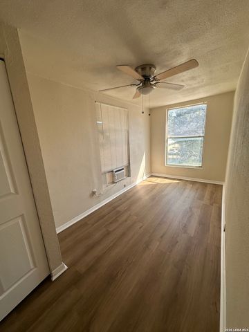 311 W MALONE AVE, San Antonio, TX 78214
