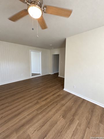311 W MALONE AVE, San Antonio, TX 78214