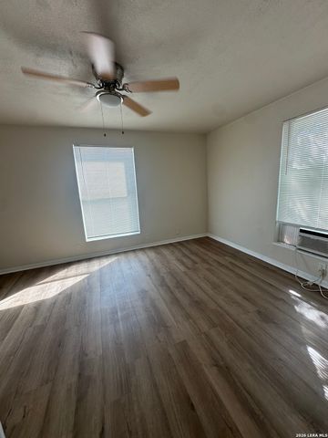311 W MALONE AVE, San Antonio, TX 78214