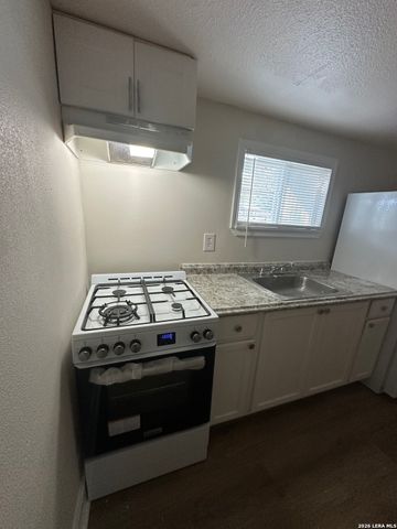 311 W MALONE AVE, San Antonio, TX 78214