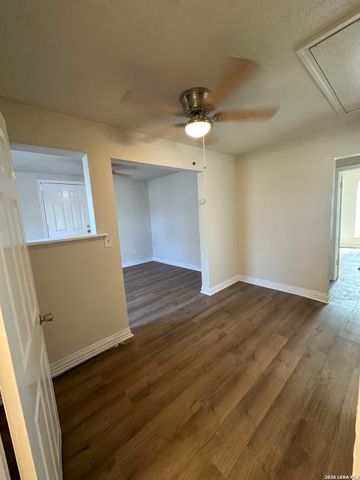 311 W MALONE AVE, San Antonio, TX 78214