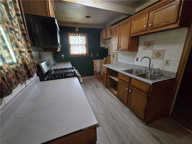230 S Osage Street, Buckner, MO 64016