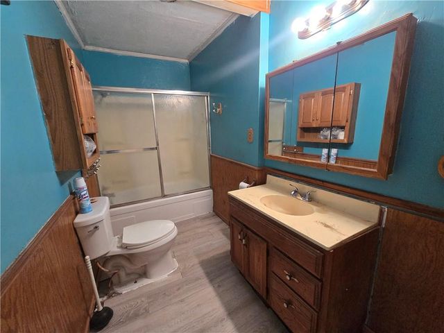 230 S Osage Street, Buckner, MO 64016