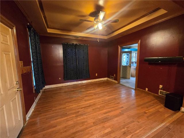 230 S Osage Street, Buckner, MO 64016