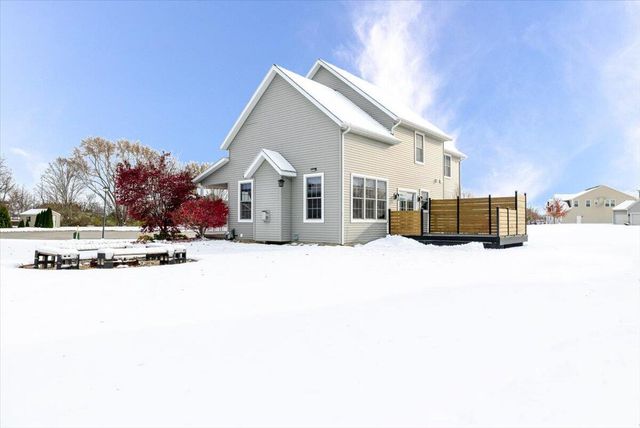 5789 Hayden Court, Stevensville, MI 49127