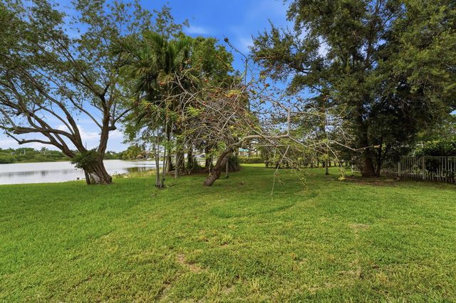 18057 SW 12th Court, Pembroke Pines, FL 33029