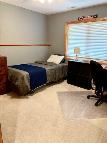 4385 Meadow Valley Drive, West Des Moines, IA 50265