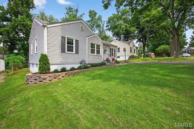 723 Crompton Court, St Louis, MO 63126