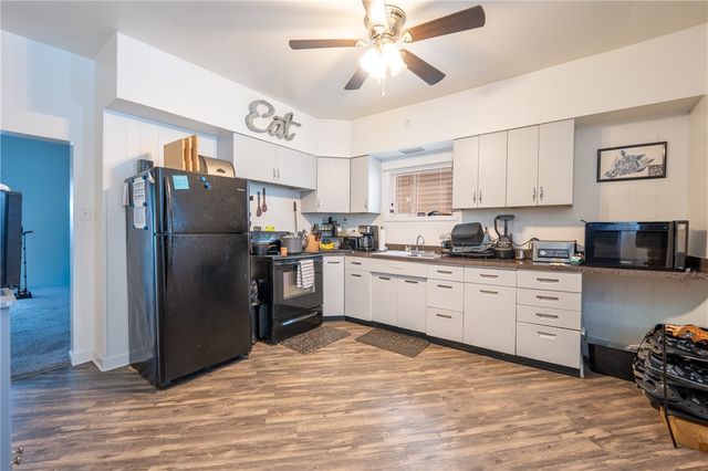 20 Avenue B, Latrobe, PA 15650