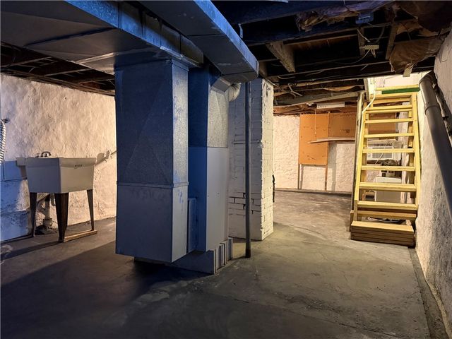 20 Avenue B, Latrobe, PA 15650