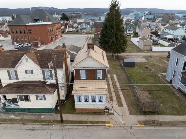 20 Avenue B, Latrobe, PA 15650