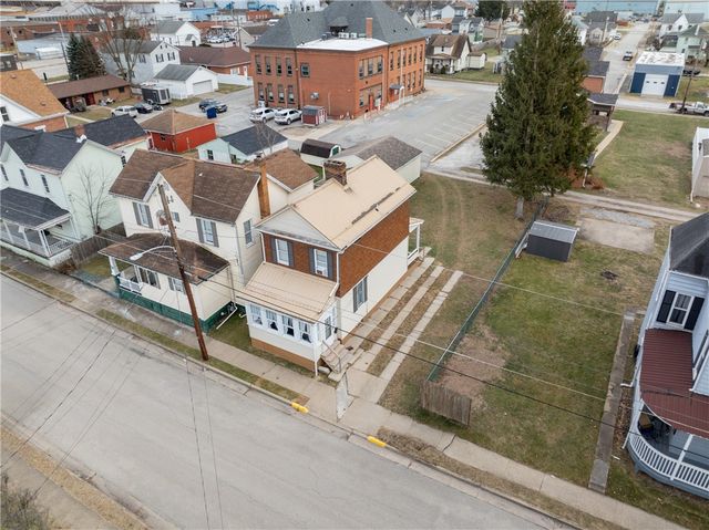 20 Avenue B, Latrobe, PA 15650