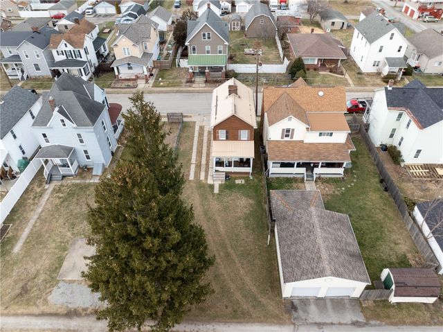 20 Avenue B, Latrobe, PA 15650