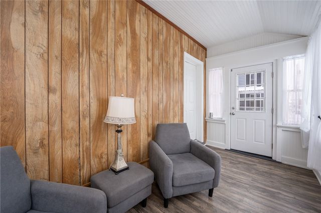 20 Avenue B, Latrobe, PA 15650