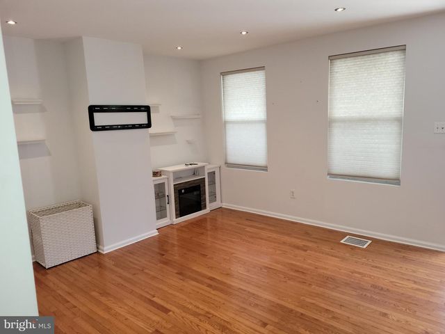 505 APPLE ST, Conshohocken, PA 19428