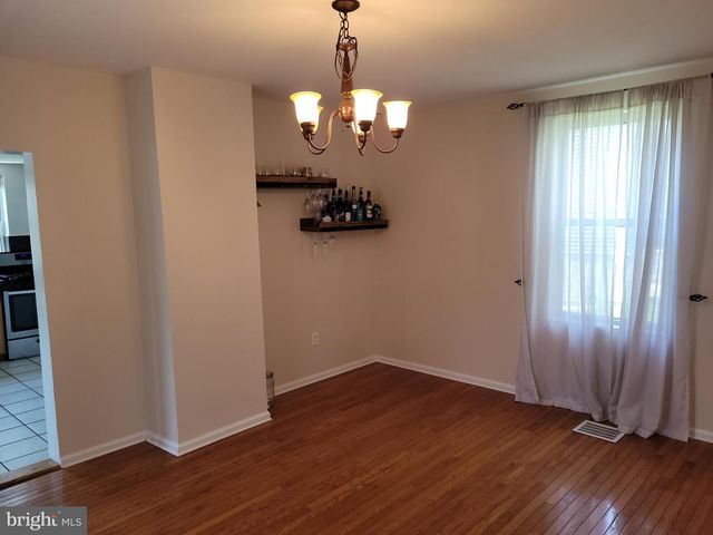 505 APPLE ST, Conshohocken, PA 19428