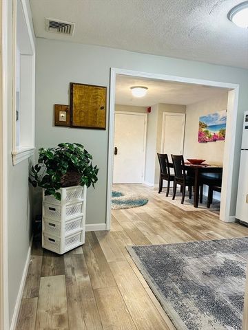 47 Apache Way 47, Tewksbury, MA 01876