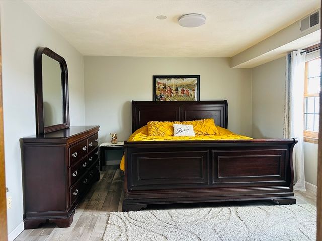 47 Apache Way 47, Tewksbury, MA 01876