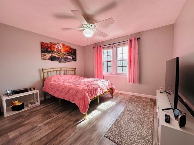 47 Apache Way 47, Tewksbury, MA 01876