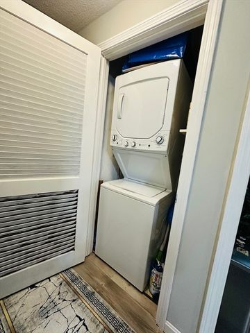 47 Apache Way 47, Tewksbury, MA 01876