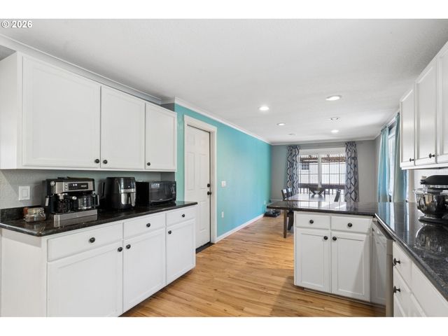 16502 Sw GLENEAGLE Dr, Sherwood, OR 97140