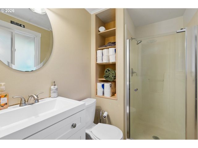 16502 Sw GLENEAGLE Dr, Sherwood, OR 97140