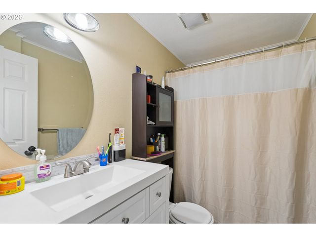 16502 Sw GLENEAGLE Dr, Sherwood, OR 97140