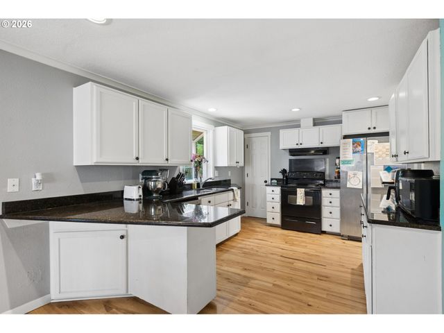 16502 Sw GLENEAGLE Dr, Sherwood, OR 97140