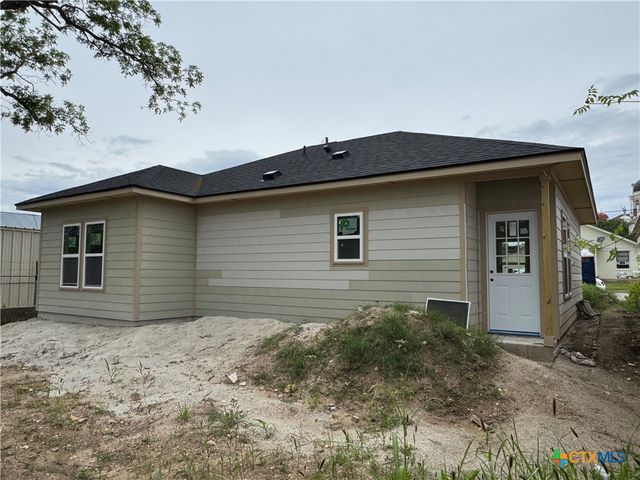 606 Bridge Street, Gatesville, TX 76528