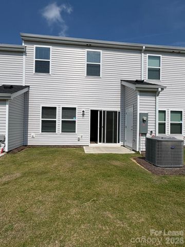 9025 Foggy Brook Loop, Charlotte, NC 28216