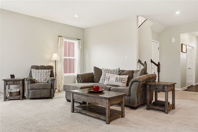 514 Prada Pl, Jackson Twp, PA 16063