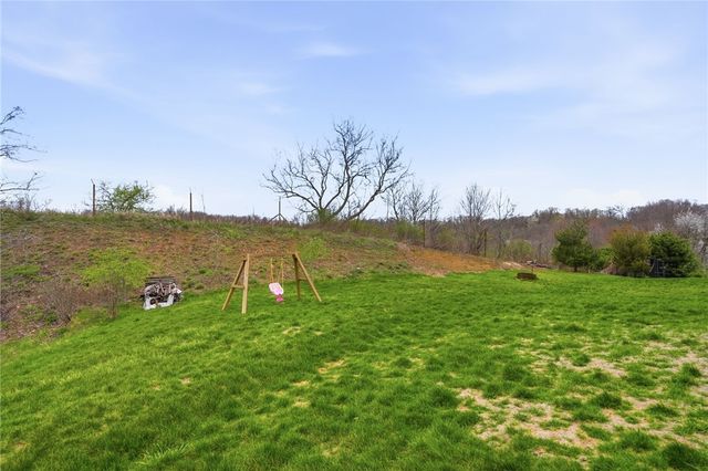514 Prada Pl, Jackson Twp, PA 16063
