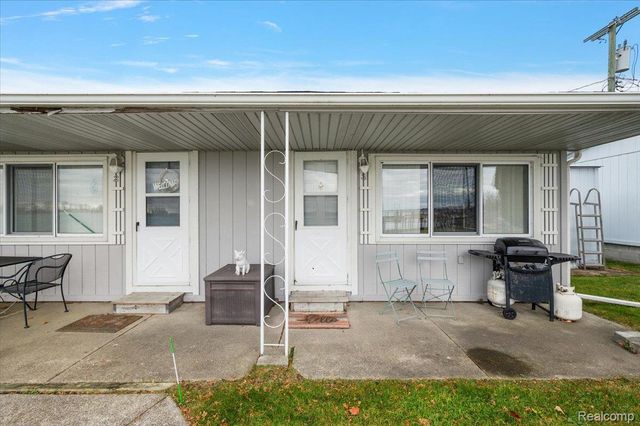 9287 N River Road 2, Clay Township, MI 48001