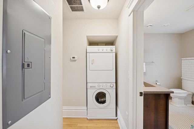 231 N 1st St, Bayfield, WI 54814