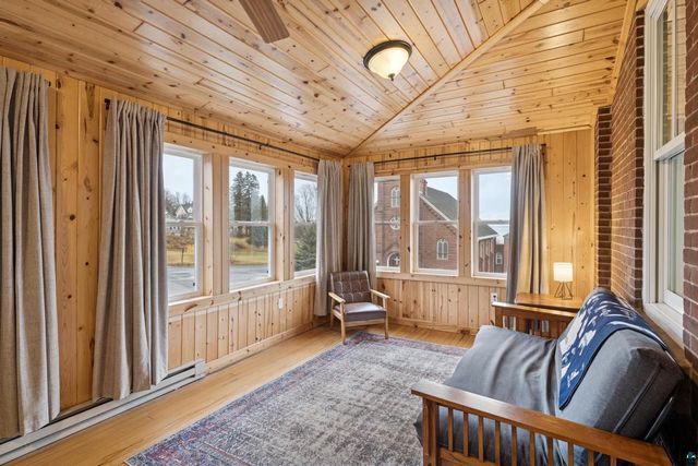 231 N 1st St, Bayfield, WI 54814