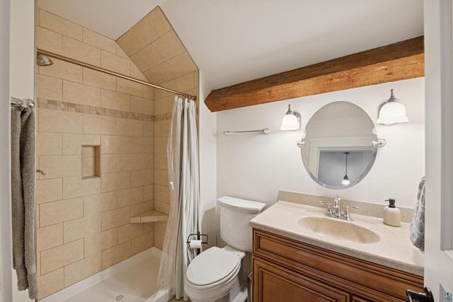 231 N 1st St, Bayfield, WI 54814