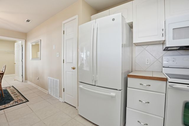 1491 W Highway 98, Mary Esther, FL 32569