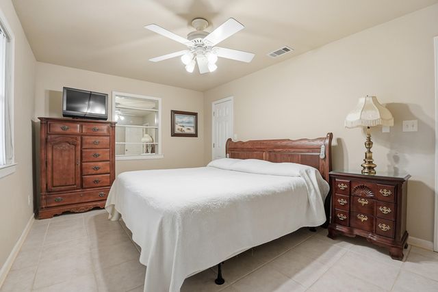 1491 W Highway 98, Mary Esther, FL 32569