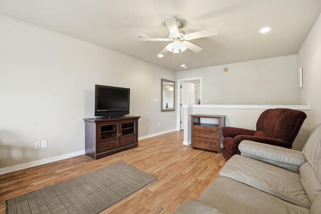 1491 W Highway 98, Mary Esther, FL 32569