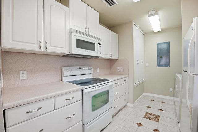 1491 W Highway 98, Mary Esther, FL 32569