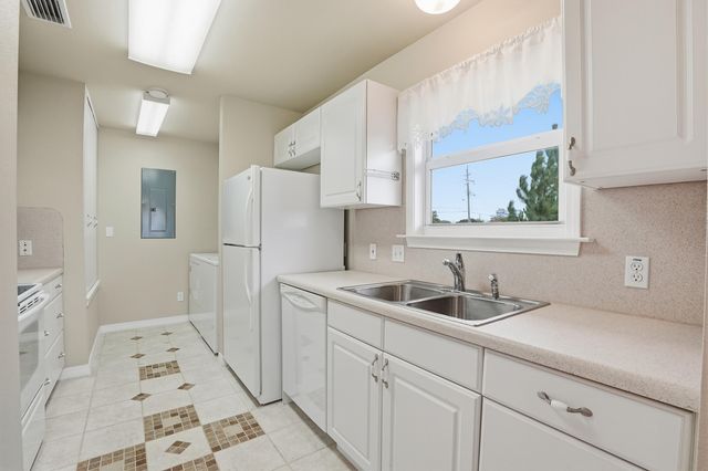 1491 W Highway 98, Mary Esther, FL 32569