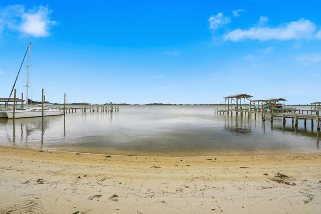 1491 W Highway 98, Mary Esther, FL 32569