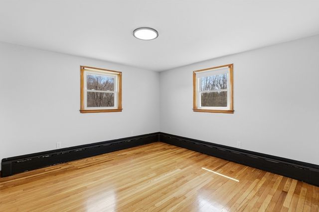 415 Chase Rd, Dartmouth, MA 02747