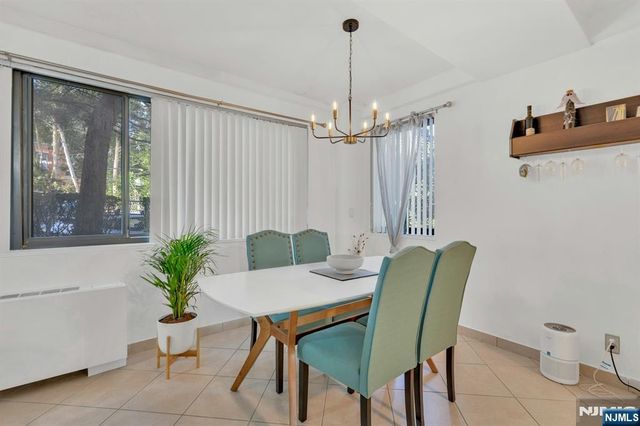 1375 River LG, Edgewater, NJ 07020