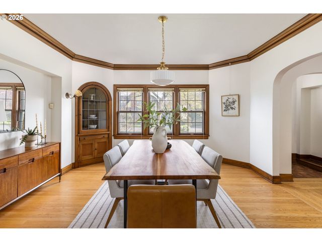 3365 Ne ALAMEDA St, Portland, OR 97212