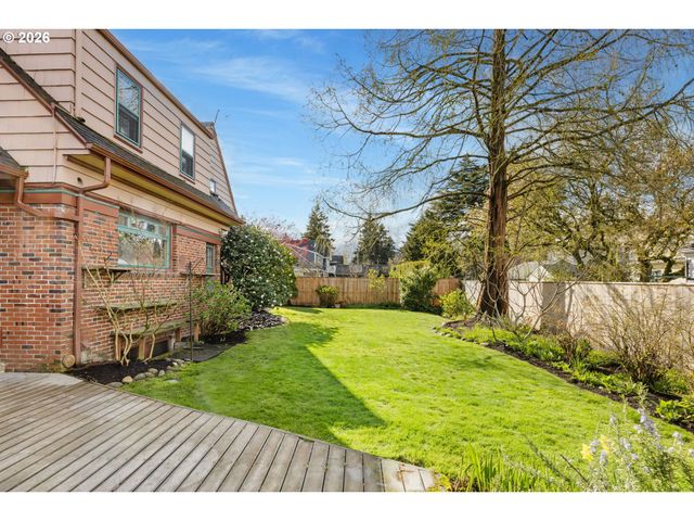 3365 Ne ALAMEDA St, Portland, OR 97212