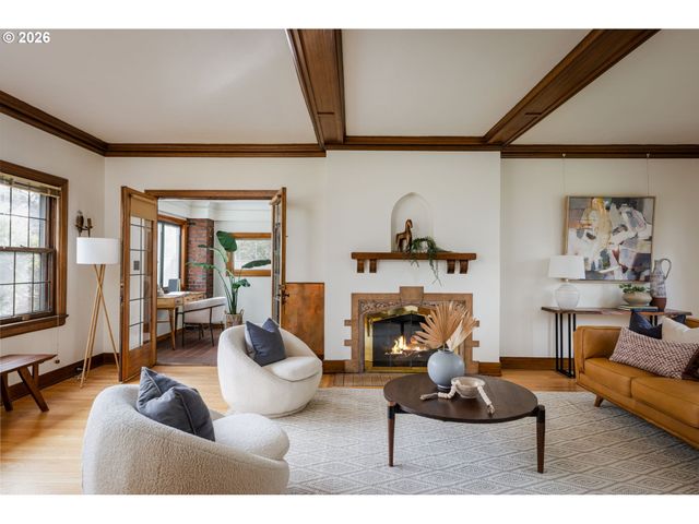 3365 Ne ALAMEDA St, Portland, OR 97212