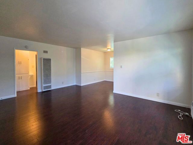 7621 Hampton Avenue 201, West Hollywood, CA 90046