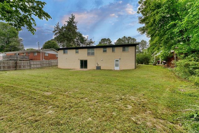 2702 Malvern Avenue, Hot Springs, AR 71901